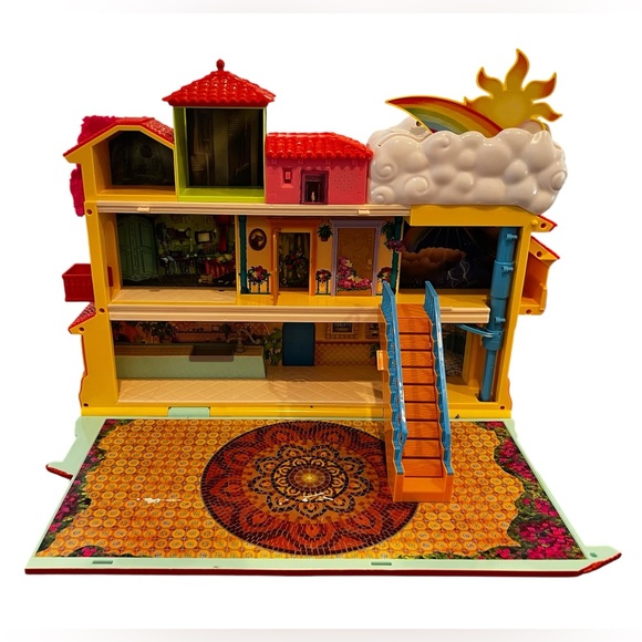 Disney Encanto Magical Madrigal House Playset Features Lights, Sounds & Music! - Picture 2 of 5
